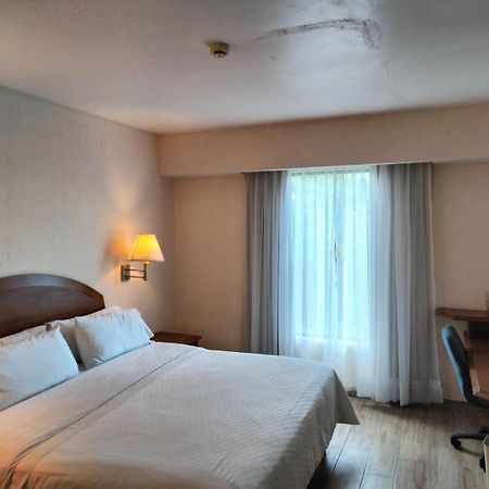 Fiesta Inn Poza Rica Экстерьер фото