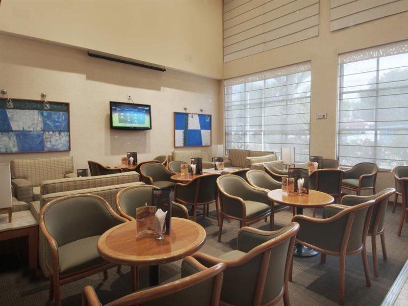 Fiesta Inn Poza Rica Экстерьер фото