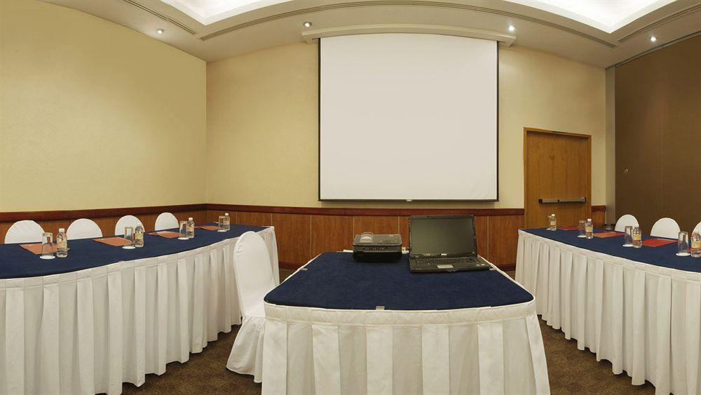 Fiesta Inn Poza Rica Экстерьер фото